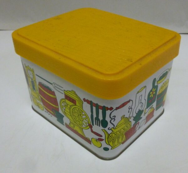 WILLOW 'Early Colonials', Retro art-work, rect. Canister Tin, c.1970's