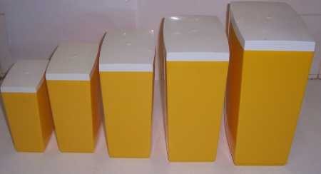 Capri Kitchen Canister set of 5, Retro, in canary-yellow plastic