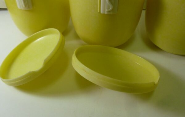 DUPERITE Kitchen Canister set of 3, in creamy-yellow bakelite, c.1940's
