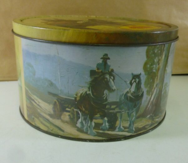 Arnott's Aust'n Countryside 'Clydesdale', 900g. Biscuit Tin, c.1977