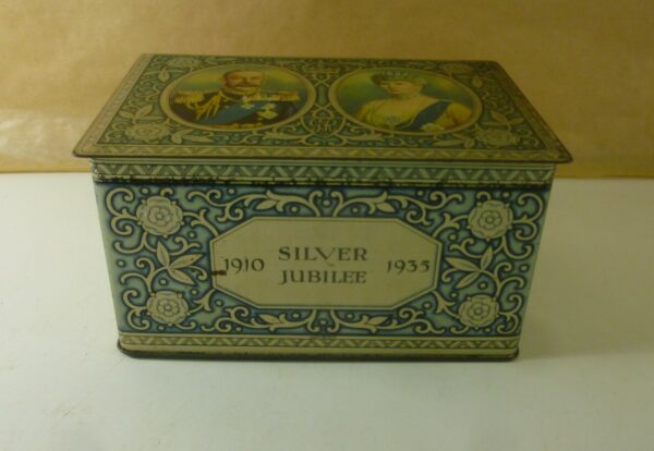Arnott's 'Silver Jubilee, 1910 - 1935', rectangular, 1 LB. Biscuit Tin, c.1935 *