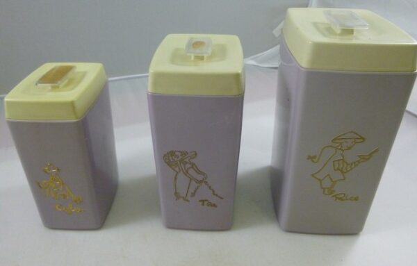 Nylex Kitchen Canister Set of 3, Retro, in lilac plastic, c.1960's