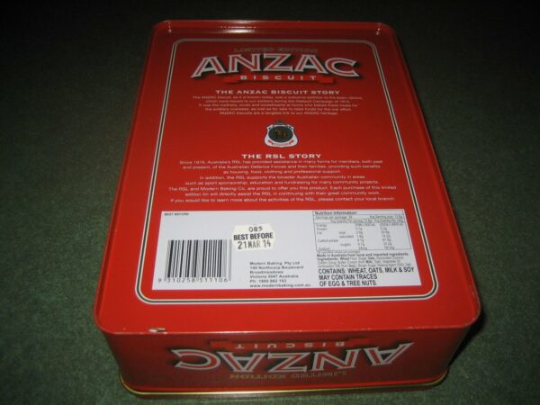 Unibic ANZAC Biscuits 'The Victoria Cross', red, 500g. Biscuit Tin