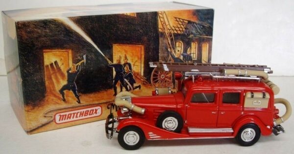 MATCHBOX MOY, 1933 CADILLAC FIRE ENGINE, red Model Vehicle