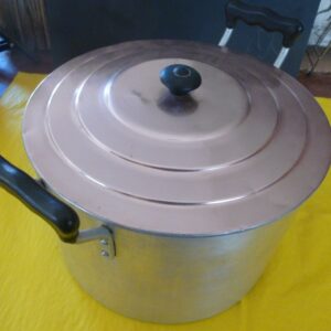 Boiler, 12 Pt., with bakelite handles, in aluminium, c.1950's
